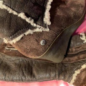 UGG - 8 - OMG Must Have